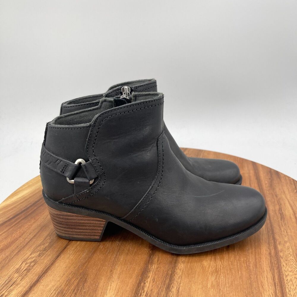 Teva Foxy Boots Womens Size 8 Black Leather Biker Side Buckle Casual Booties